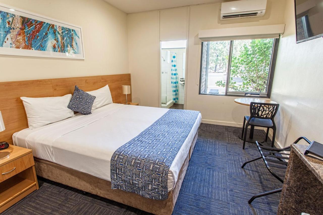 Nightcap At High Flyer Hotel Bankstown Exterior photo