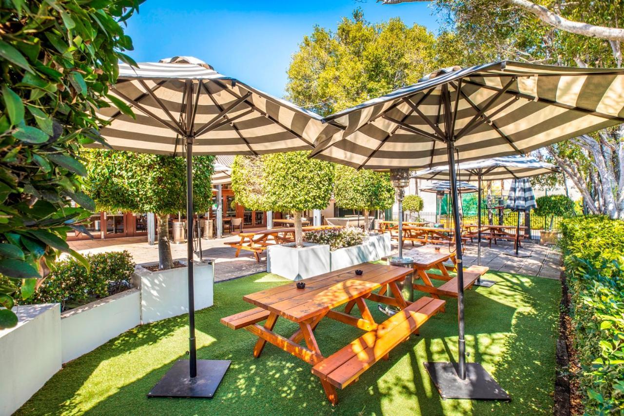Nightcap At High Flyer Hotel Bankstown Exterior photo
